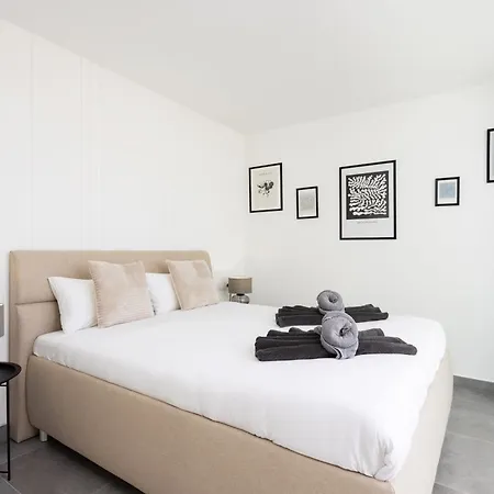 Sybaris 09 By Smart ヴィラ