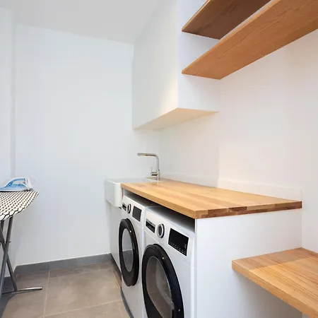 Sybaris 09 By Smart ヴィラ