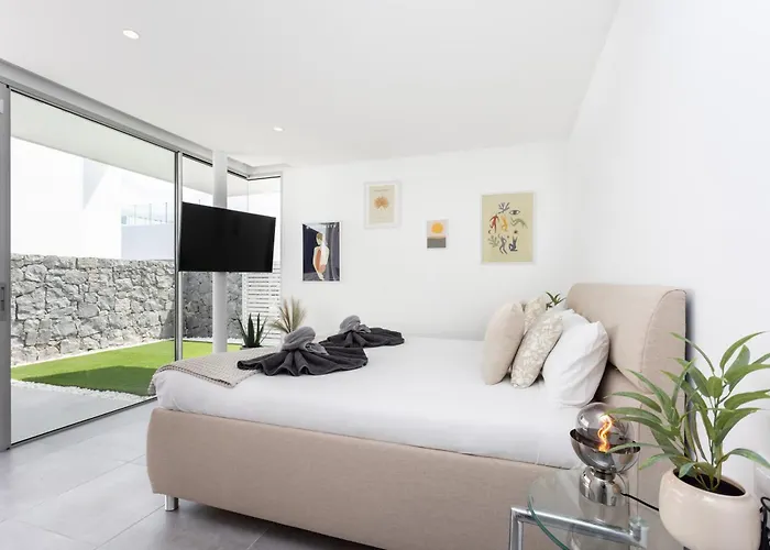 Sybaris 09 By Smart Villa