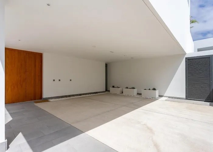 Sybaris 09 By Smart Villa