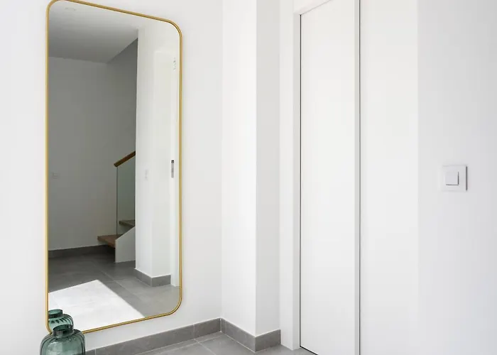 Sybaris 09 By Smart *